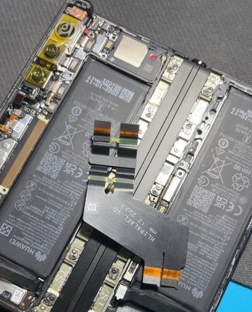 华为折叠屏内排线拆解方法是什么？拆解难度大吗？